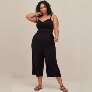 Torrid Tie Front Culotte Jumpsuit Black Adjustable Straps Size 2